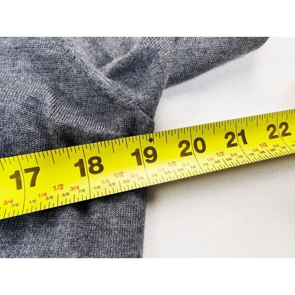 Hugo Boss Size XL Mens Gray Virgin Wool Logo Tag Long Sleeve Turtleneck Sweater - Picture 2 of 10